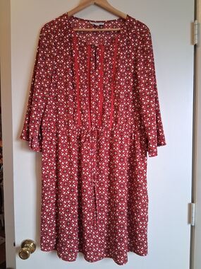 Dana Buchman Red Dress